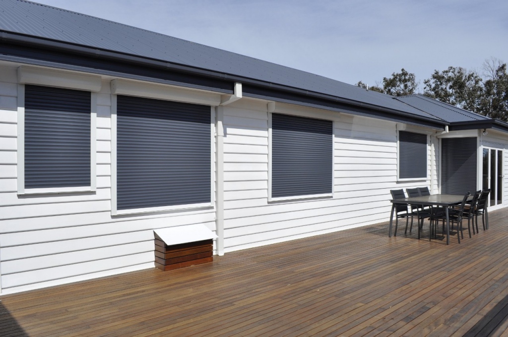 Ensure Optimum Home Security With Aluminium Roller Shutters