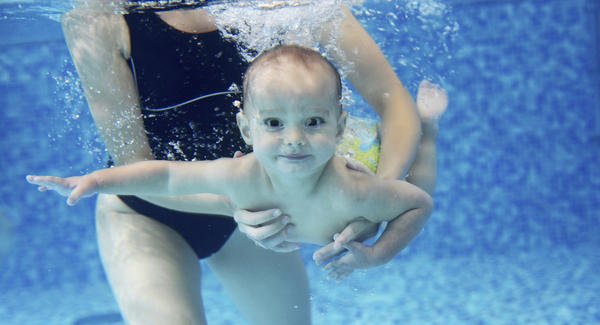Common Parental Mistakes When Teaching Kids To Swim