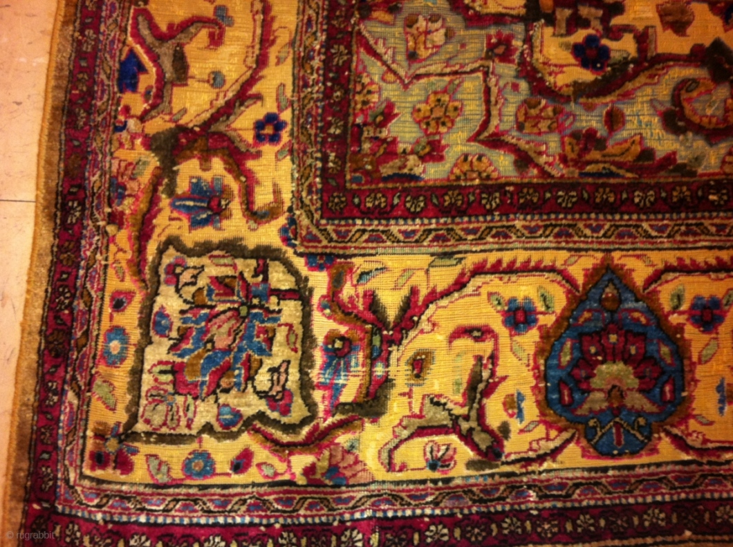 Silk Rugs: Real or Fake?