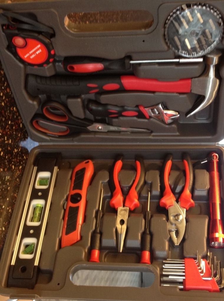 5 Essential Hand Tools For A Home Toolkit