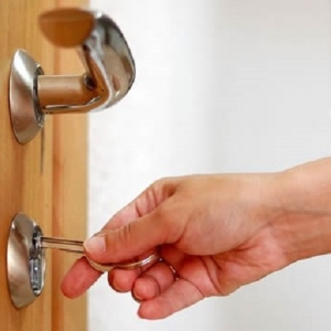 Why Should You Change Locks When Moving To A New Place?