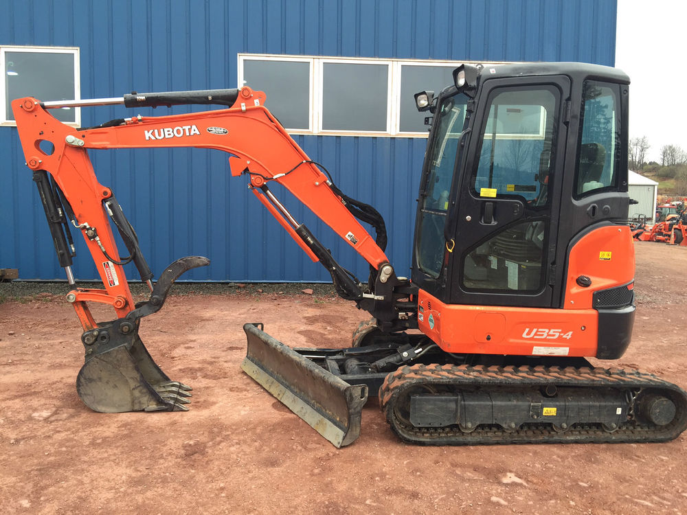 Looking At Mini Excavators For Sale Here Are Their Primary Uses