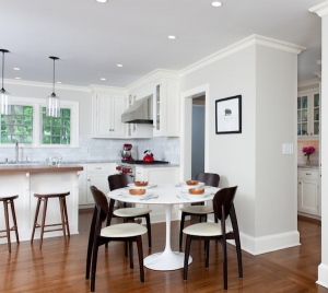 dining table in small kitchen