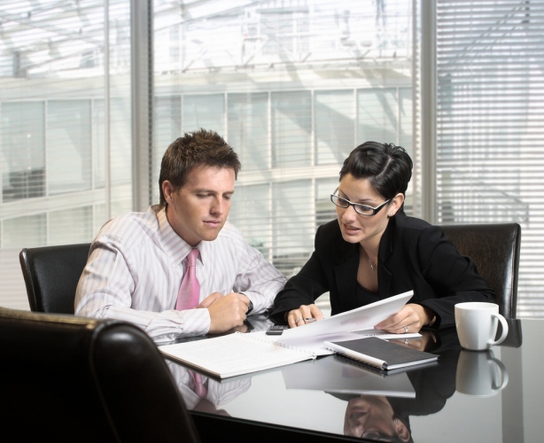 6 Ways To a Successful Corporate Lawyer
