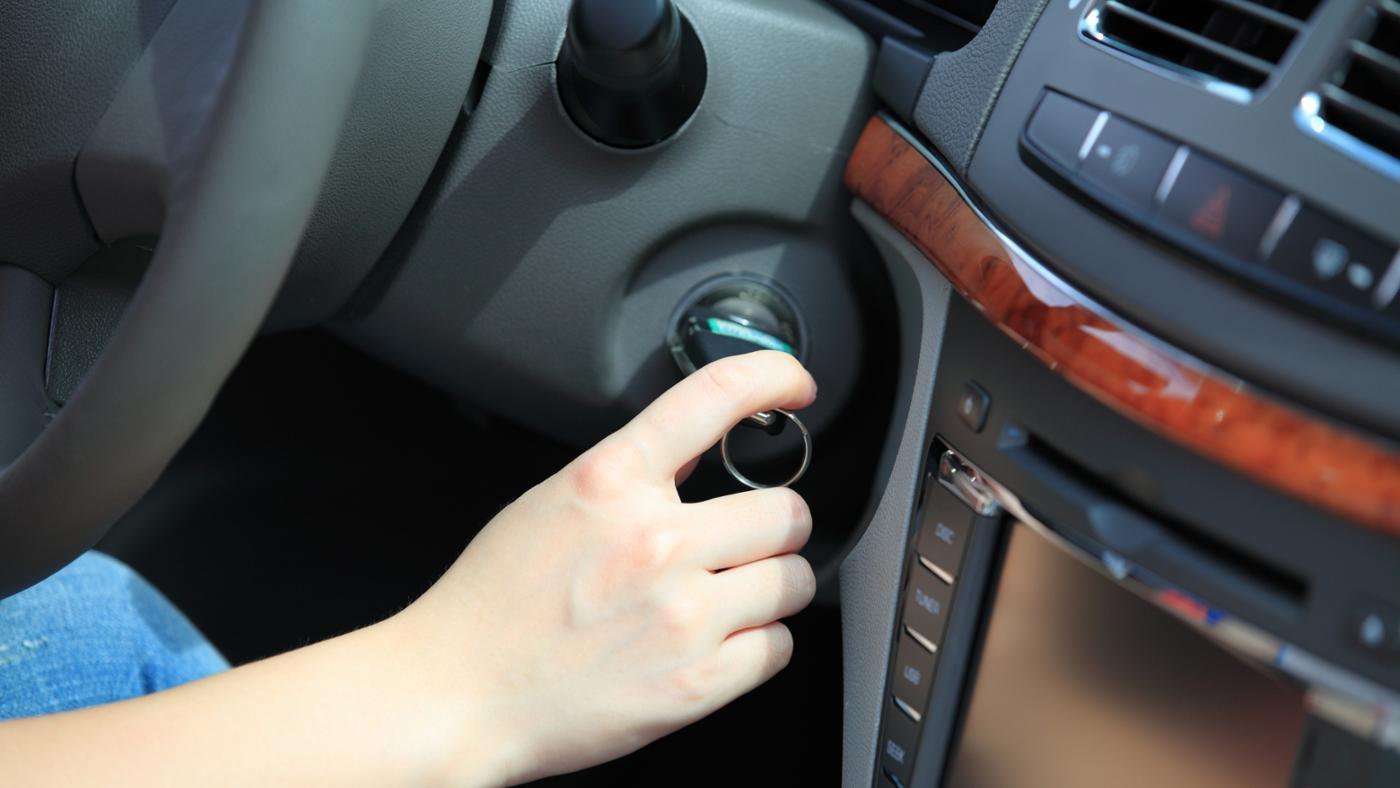 REMOVING BROKEN KEYS FROM YOUR CAR LOCK