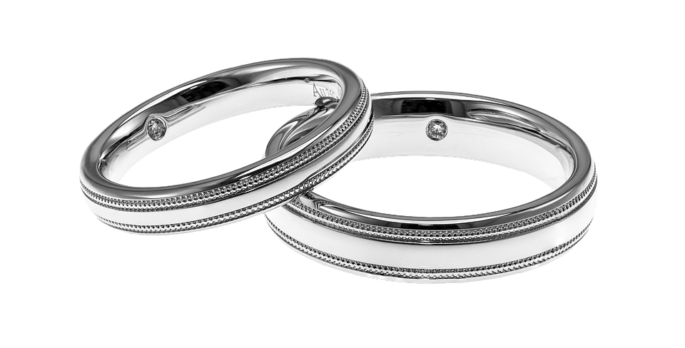 Top Reasons To Purchase Tungsten or Titanium Wedding Bands Over Gold and Silver