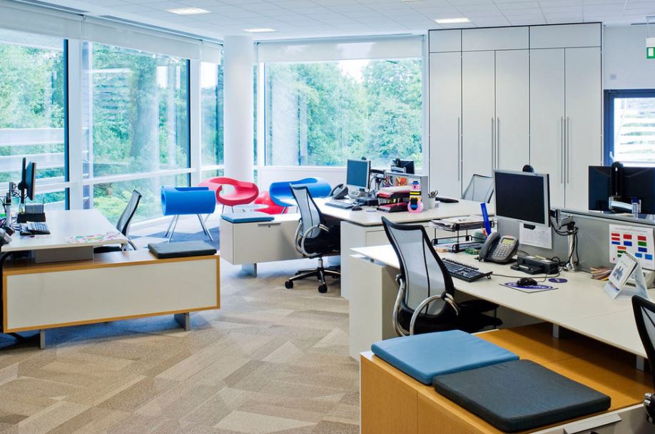 Workplace Barriers: 5 Ways To Build The Ultimate Workspace For Your Employees