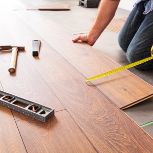 Choosing Between Laminate And Hardwood Flooring