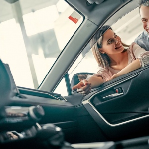 How to Estimate Insurance Rates Before Choosing A New Car